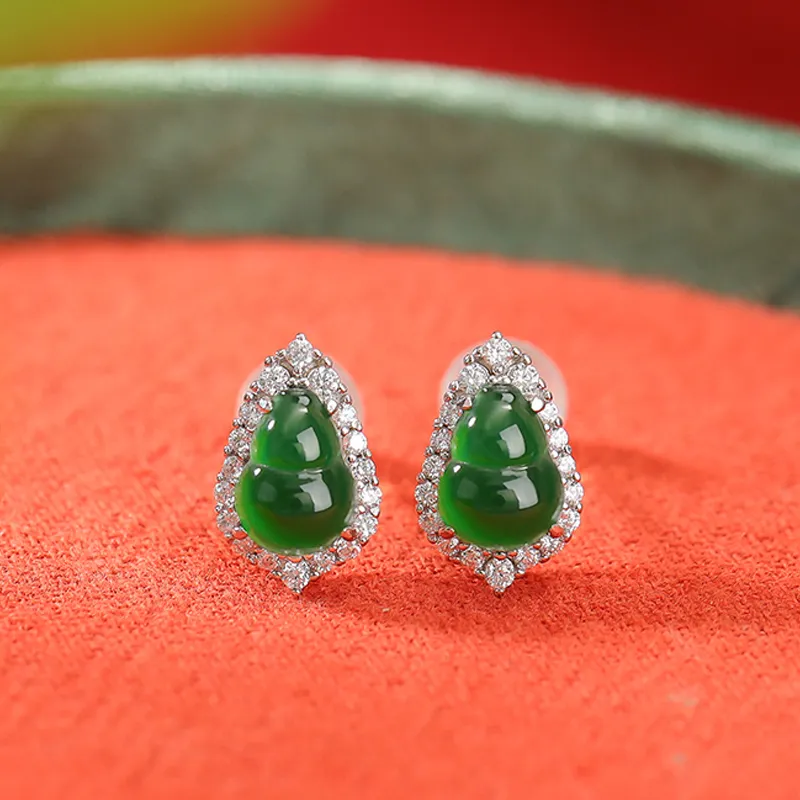 Tokai Family Ice Type Jadeite Stud Earrings Women's-2