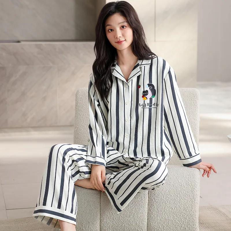 Lanza Pajama Set Women's Vertical Striped Cats-1