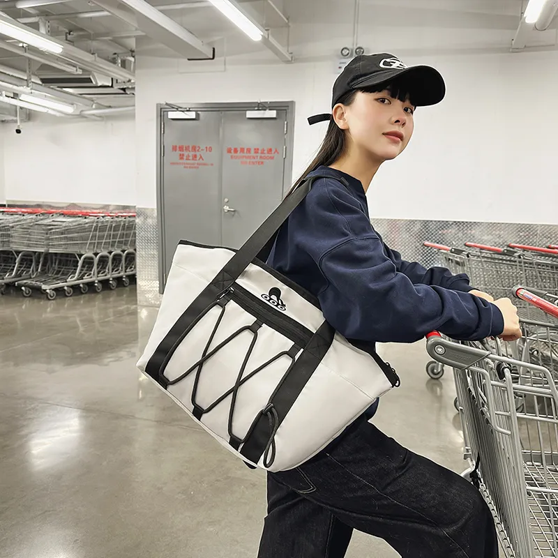 Deli Bear Nylon Shoulder Bag Unisex Black/Gray-8