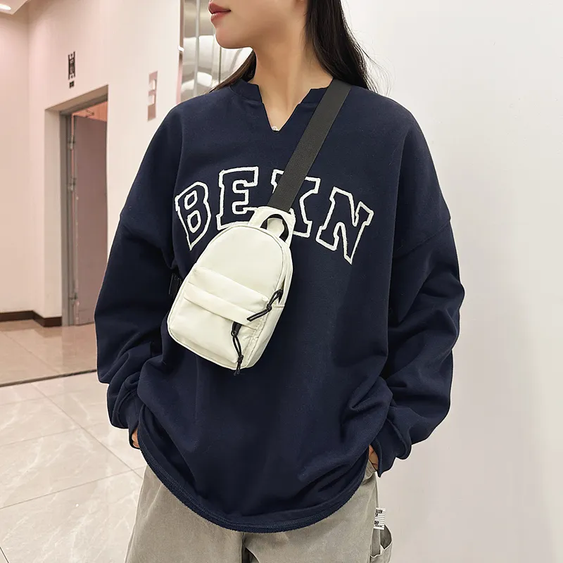 Deli Bear Nylon Sling Bag Unisex Black/White-7