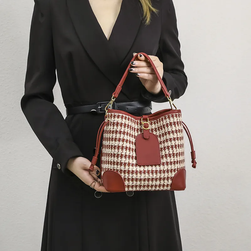 OUZIHUANG Artificial Leather Crossbody One Shoulder Handbag Women's Red-1
