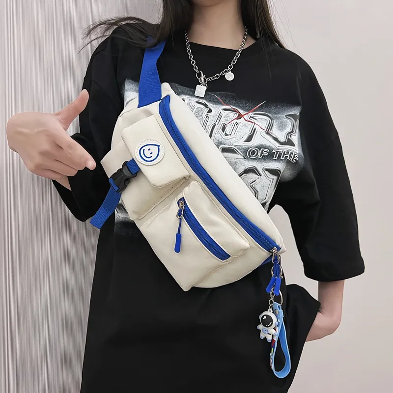 Deli Bear Nylon Sling Bag Regular Unisex White Red/White Blue/Black-10