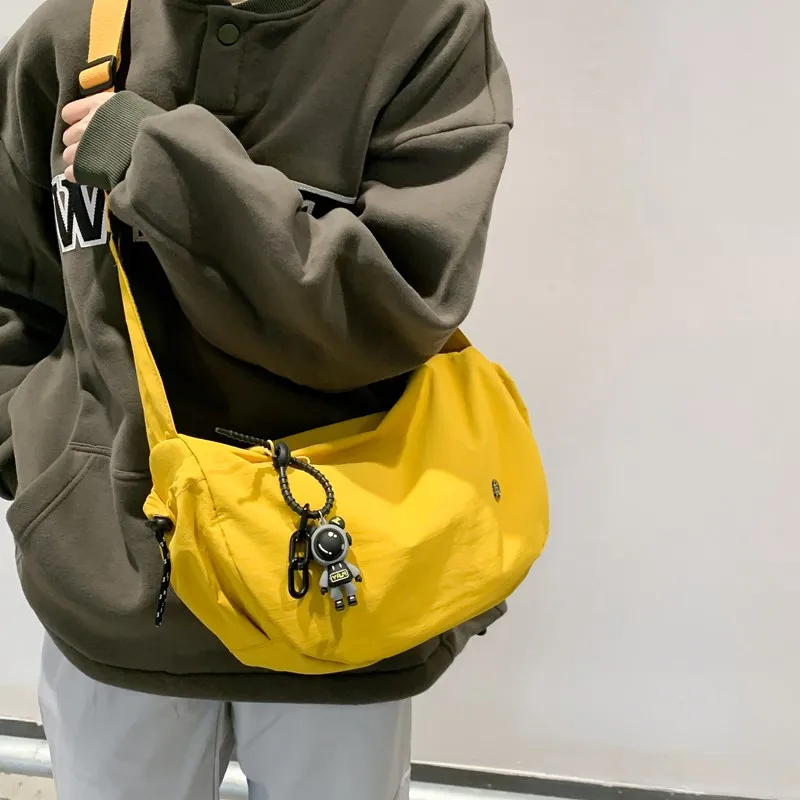 Tong Tong Rabbit Nylon Shoulder Bag Unisex Egg Yolk Flowing Sand \ Black \ Orange \ Vanilla Cream-2
