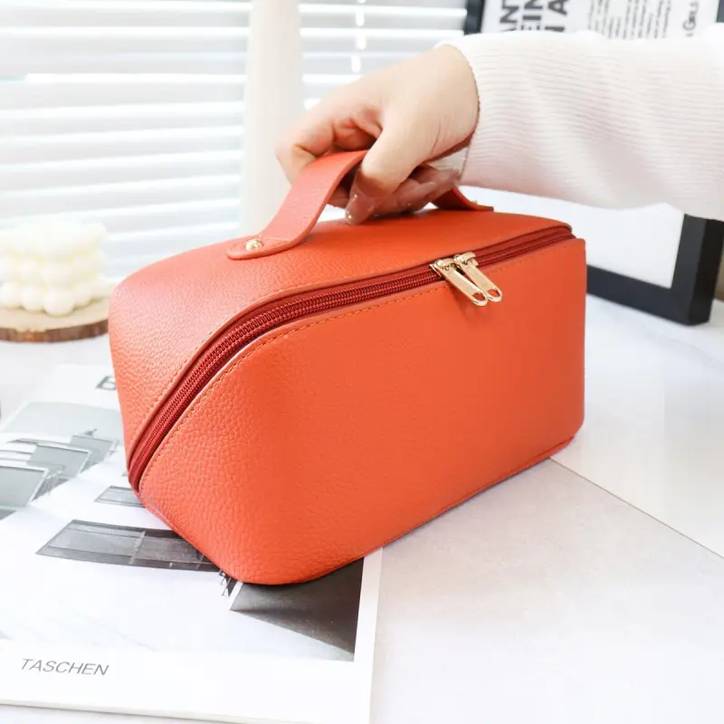 Tong Tong Rabbit PU Leather Makeup Bag Regular Women's Multicolor-1