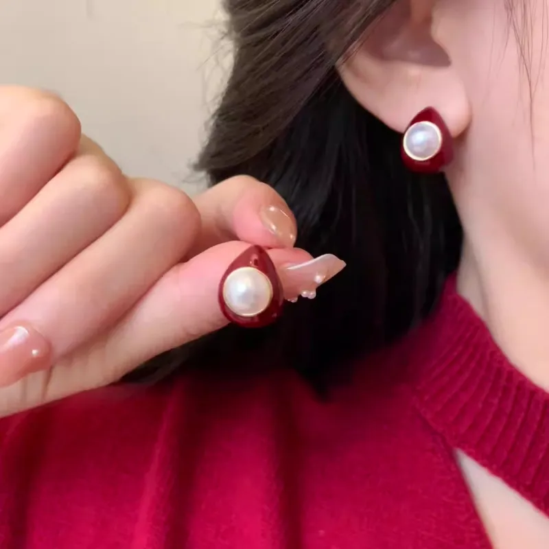 Tong Tong Rabbit Resin Earrings Women's-1
