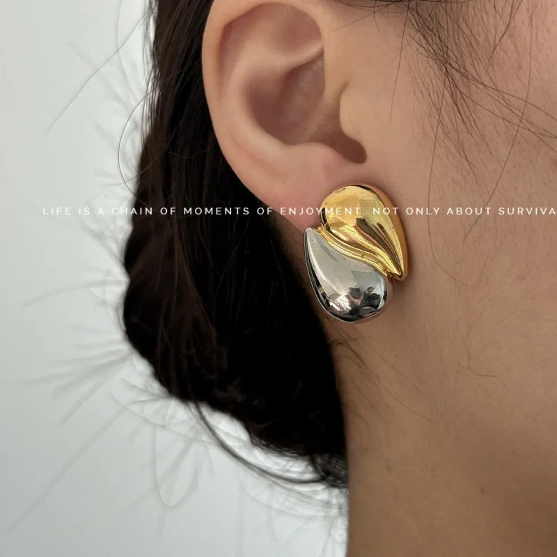 Tong Tong Rabbit Alloy Earrings Women's-6