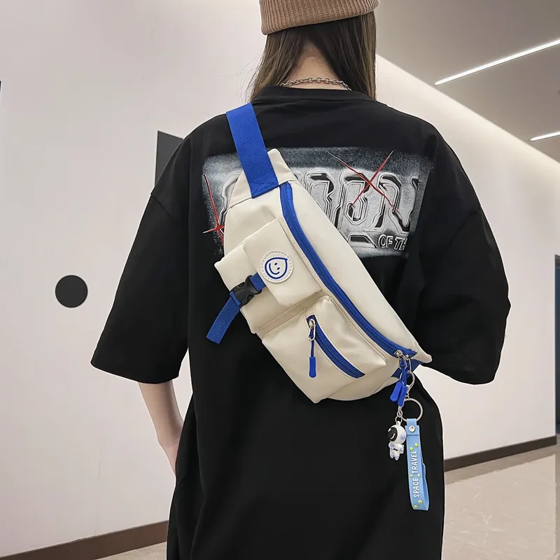 Deli Bear Nylon Sling Bag Regular Unisex White Red/White Blue/Black-9