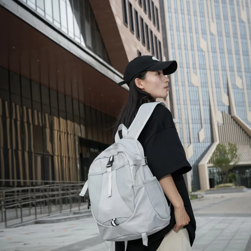 Tong Tong Rabbit Oxford Backpack Unisex Gray/Black-4