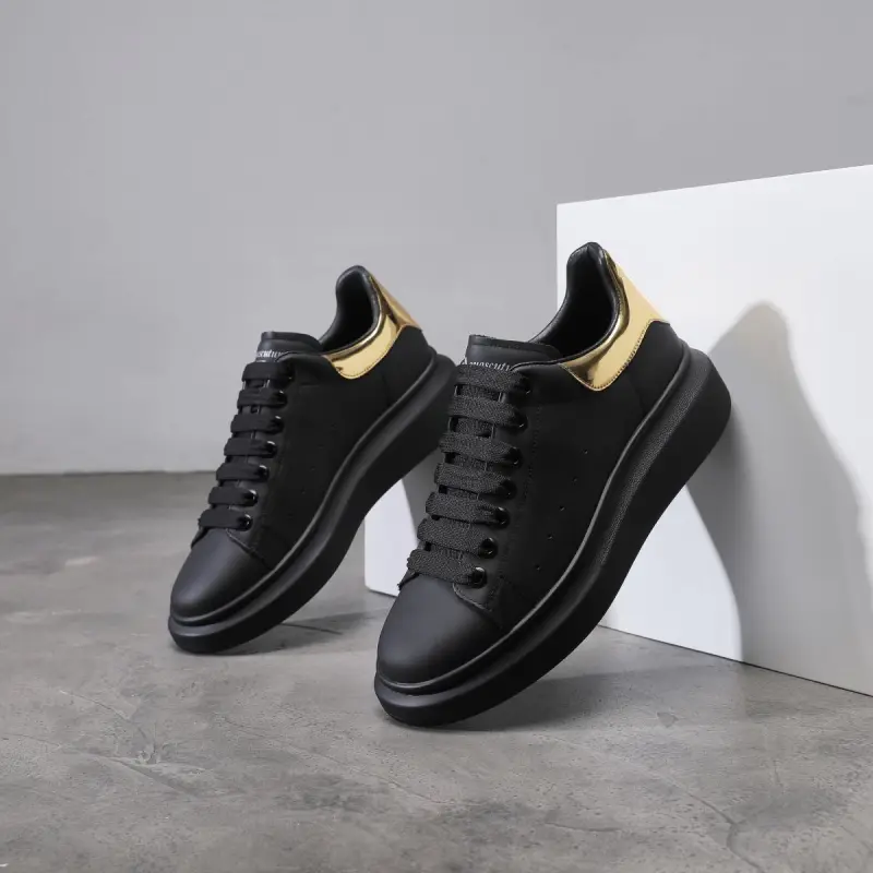 AQUASCUTUM Low Top Skateboard Shoes Men's Black Gold-2