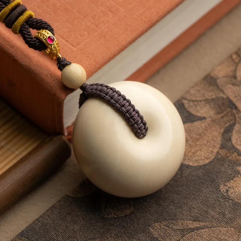 Xianyuan Mammoth Necklaces Unisex-3