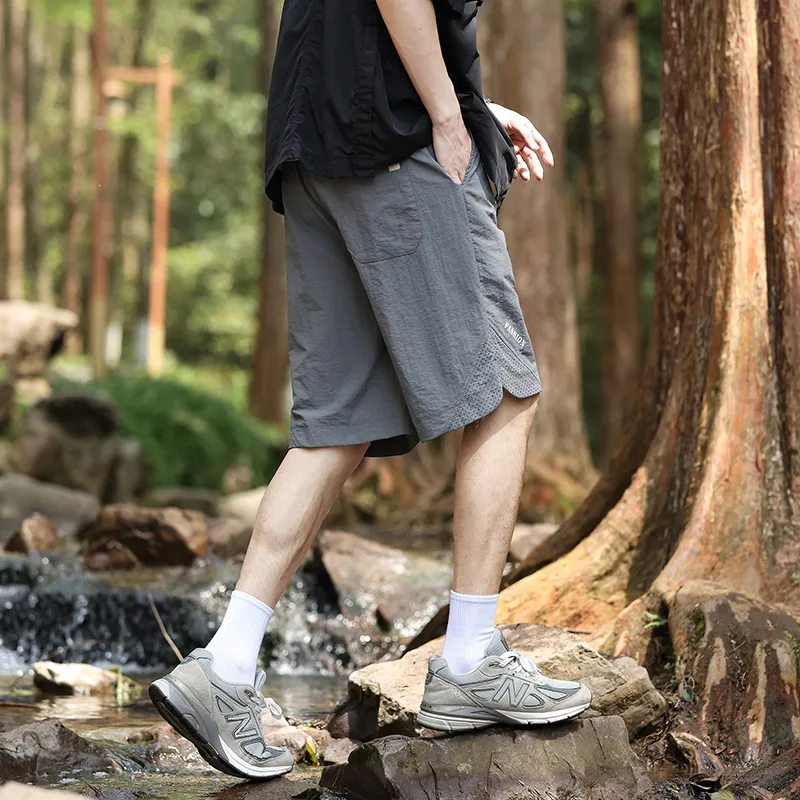 THREEAGAINTHR33 Casual Shorts Unisex-14