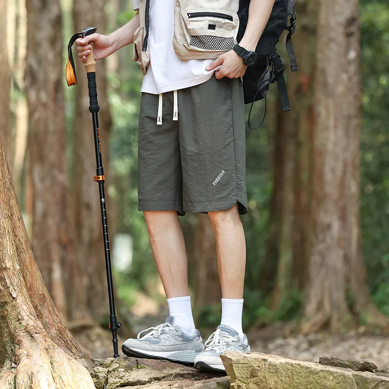 THREEAGAINTHR33 Casual Shorts Unisex-21