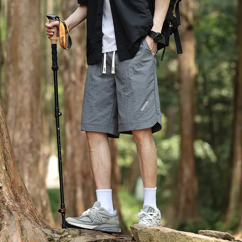 THREEAGAINTHR33 Casual Shorts Unisex-15