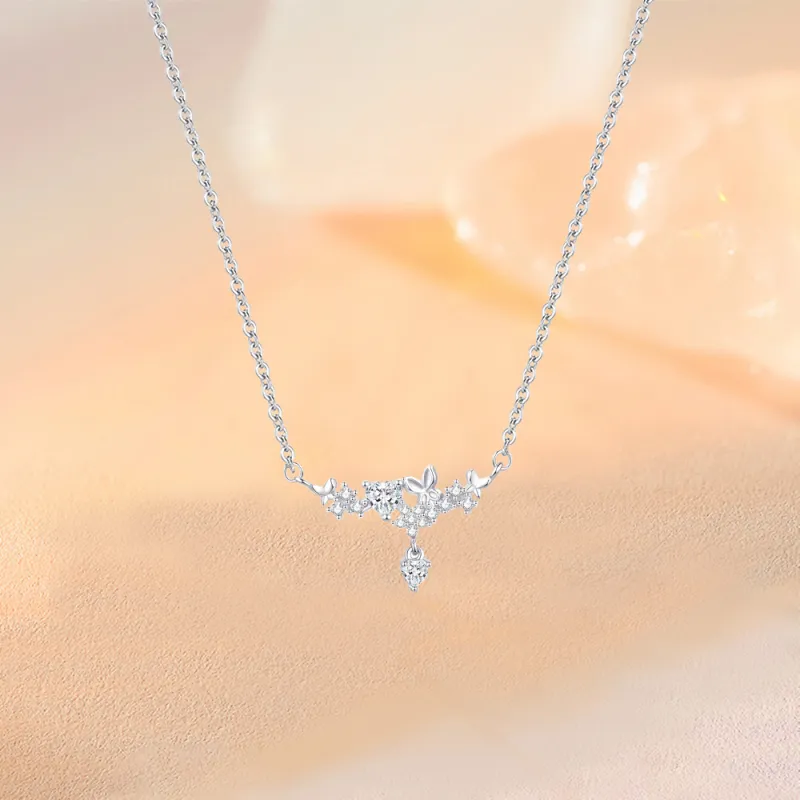 EUA Sweet Adornments Of Love Necklaces Women's-12