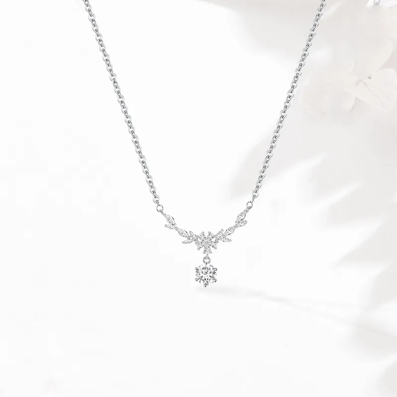 EUA Sweet Adornments Of Love Necklaces Women's-14