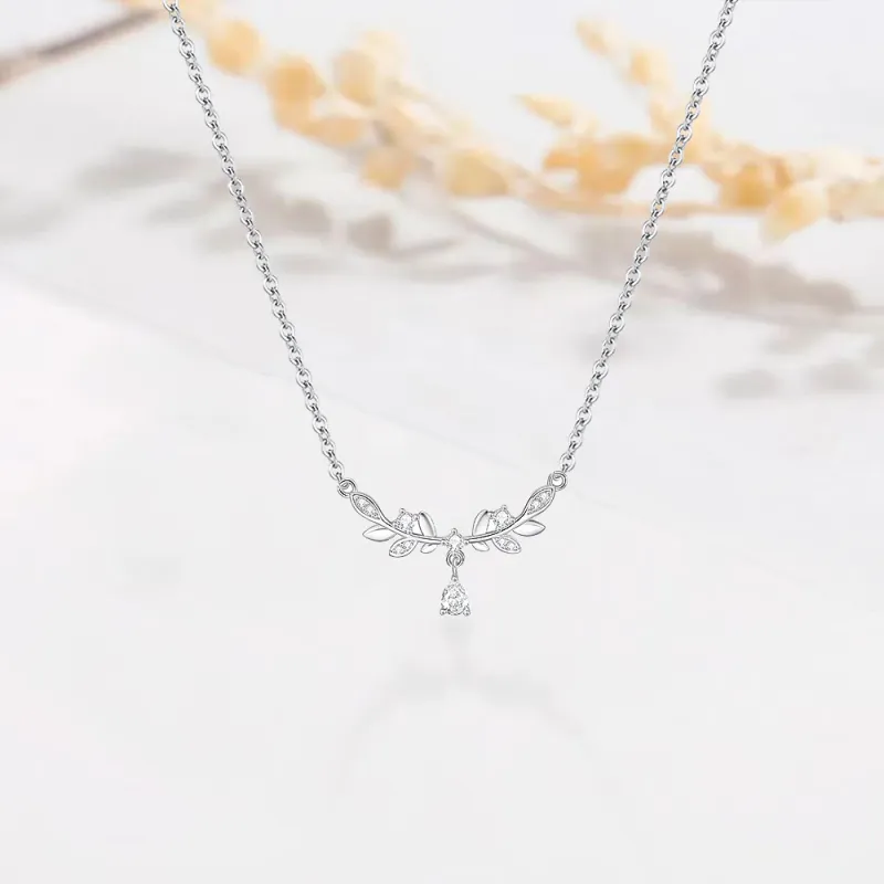 EUA Sweet Adornments Of Love Necklaces Women's-7