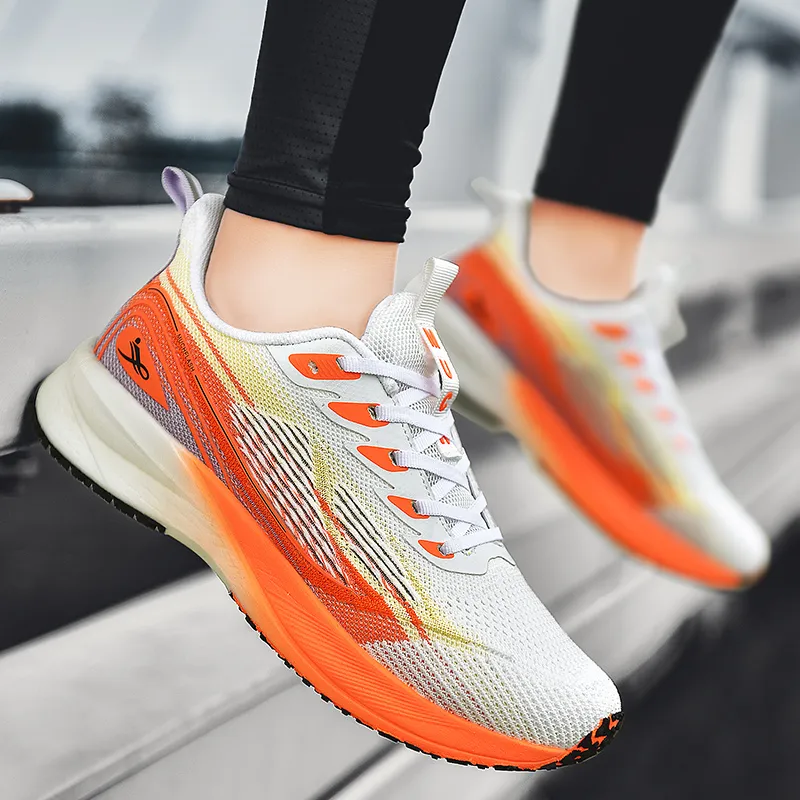 Strong Winds Light Carbon 1.0 Cushioned Slip Resistant Breathable Low Top Training Shoes-13
