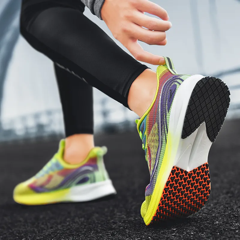 Strong Winds Light Carbon 1.0 Cushioned Slip Resistant Breathable Low Top Training Shoes-19
