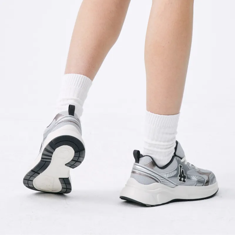 Ive worn sneakers with a gown