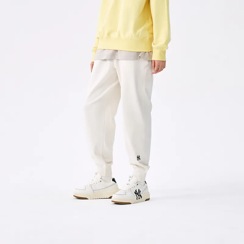 MLB New York Yankees Basic Collection SS25 Knitted Sports Pants Unisex Cream-3