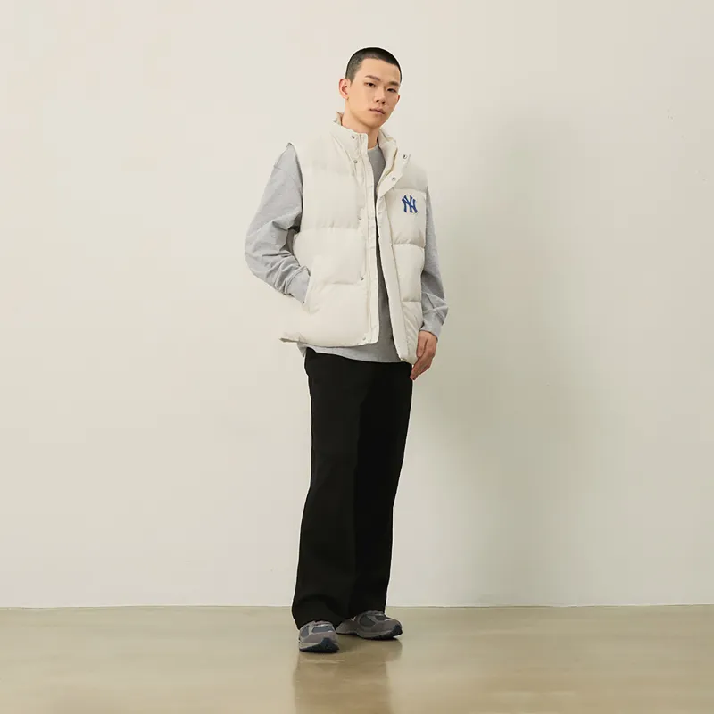 MLB MLB Preppy Style Collection New York Yankees FW24 Down Vests Unisex Dark Cream-2