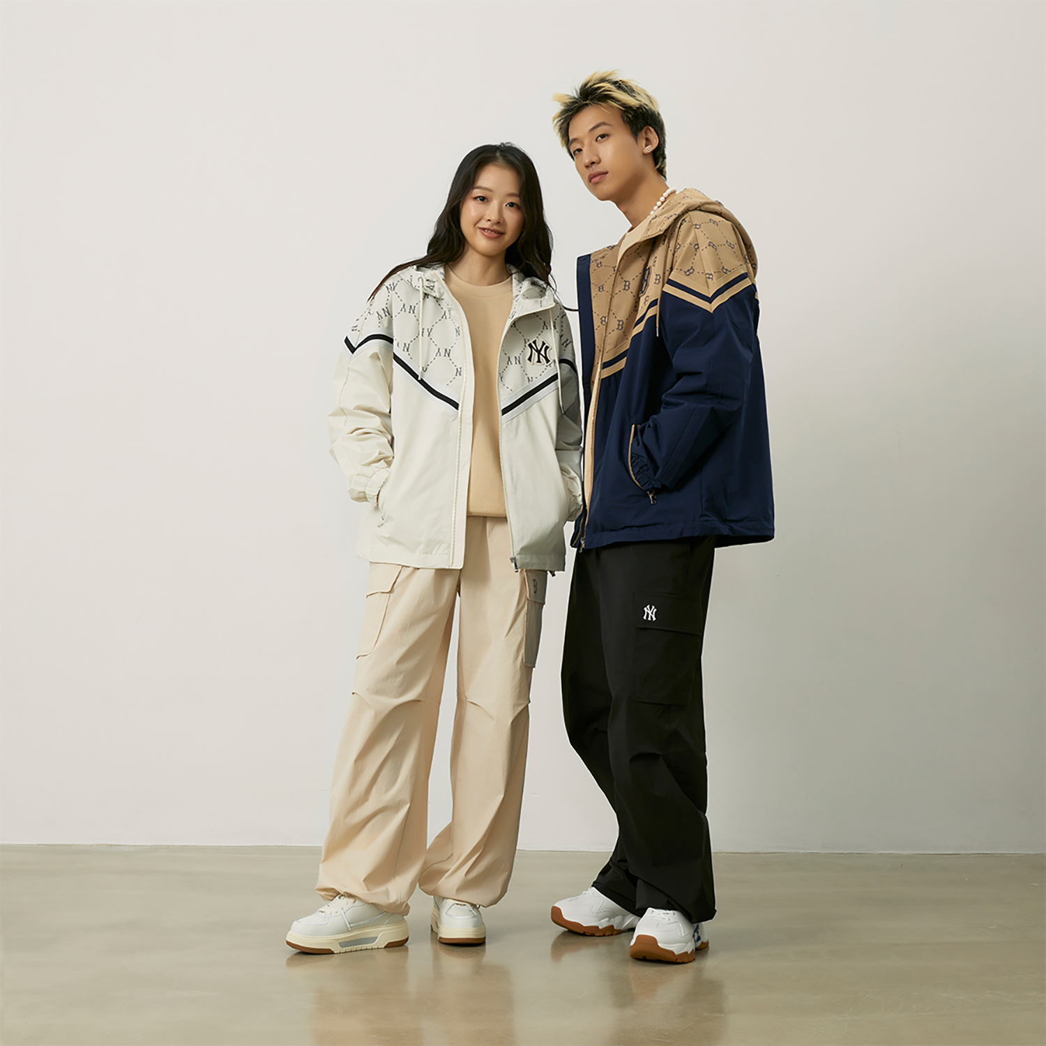 ☆人気☆【MLB】☆MONOGRAM ALL OVER WINDBREAKE.R☆ジャケット ☆人気☆【MLB】☆MONOGRAM ALL OVER WINDBREAKE.R☆ジャケット
