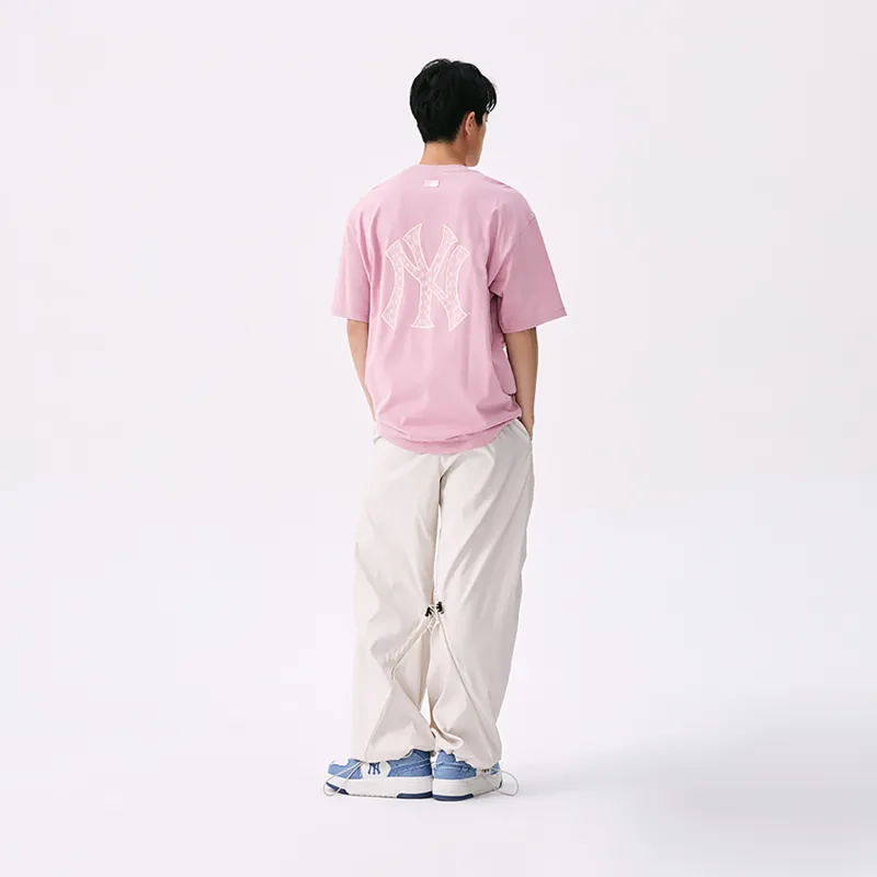 MLB MONOGRAM Collection New York Yankees SS25 T Shirt Unisex Pink-4