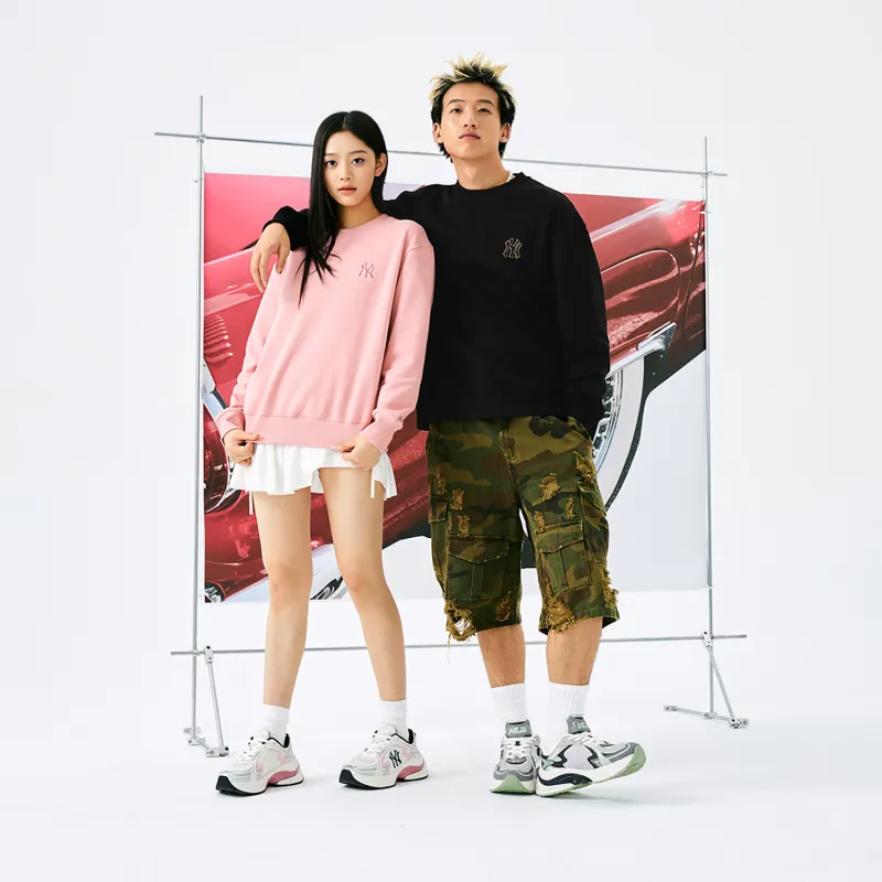 MLB MONOGRAM Collection New York Yankees 24FW Early Autumn Sweatshirt Unisex Pink-2