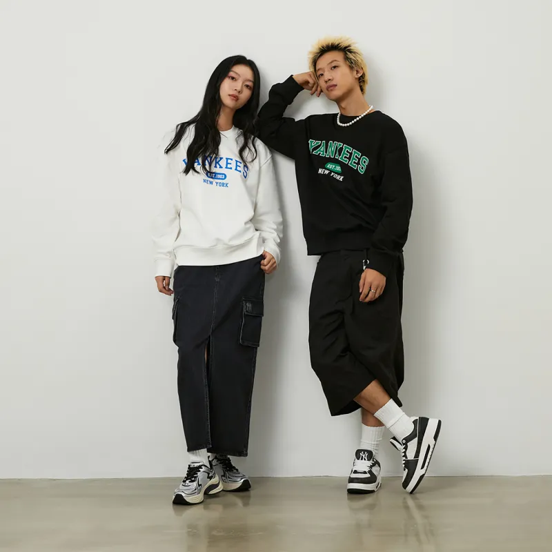 MLB Preppy Style Collection New York Yankees 24FW Pre Fall Early Autumn Crew Neck Sweatshirt Unisex Cream-2