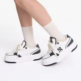 MLB Chunky Liner Anti Slip Wear Resistant Low Top Skateboard Shoes Unisex White Black