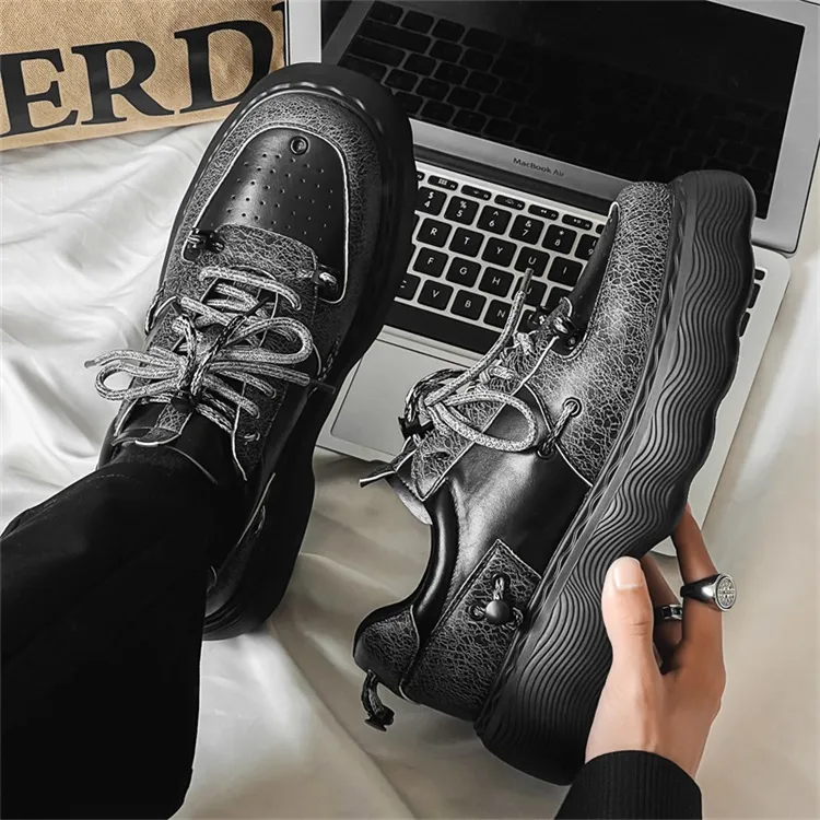 Lady's House Low-Top Life And Leisure Men's Black-5