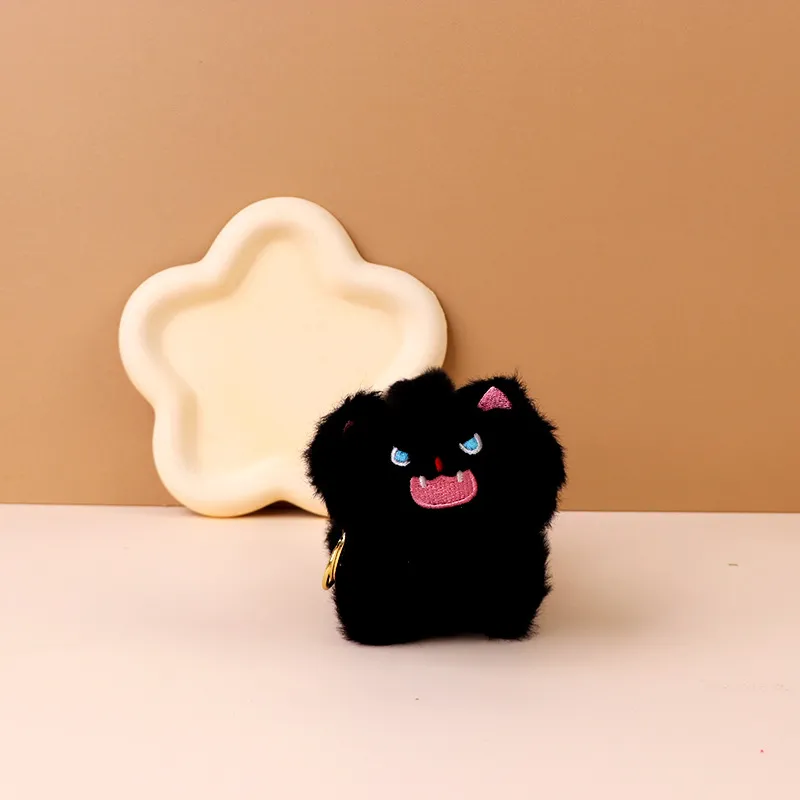 Yi Bu Kang Plush Pendants Unisex-10