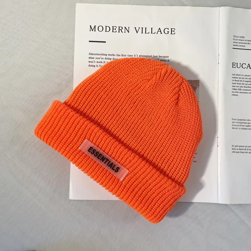Yi Bu Kang Acrylic Beanies Unisex-5