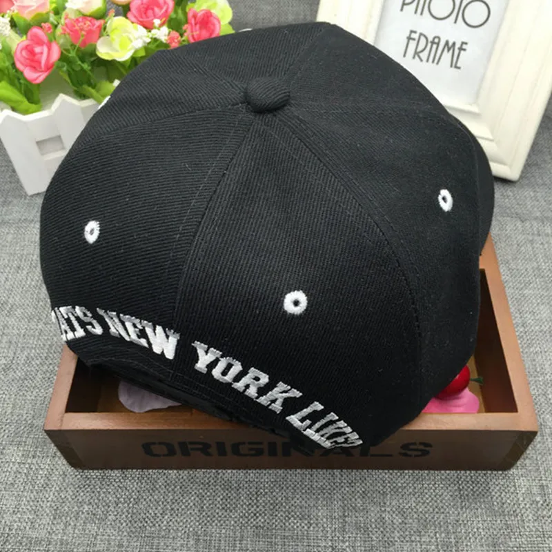 Yi Bu Kang Acrylic Baseball Caps Unisex-4