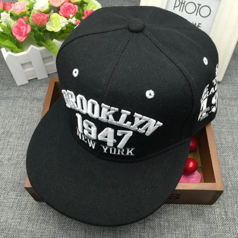 Yi Bu Kang Acrylic Baseball Caps Unisex-1