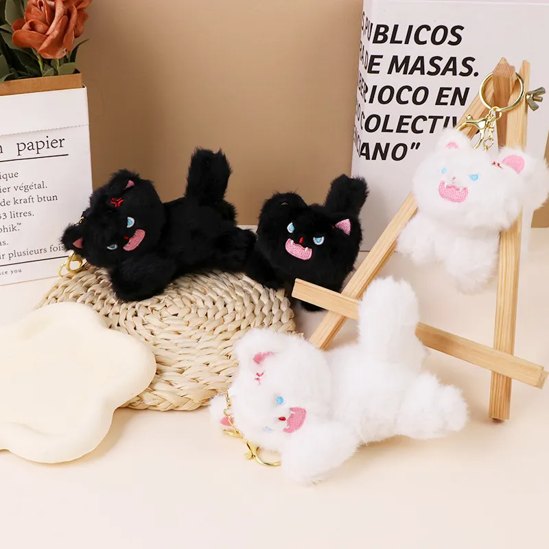 Yi Bu Kang Plush Pendants Unisex-5