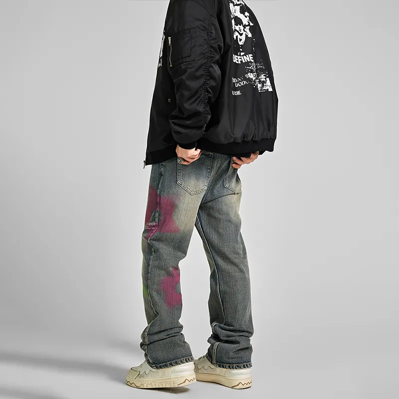 A chock Spray Paint Unisex Jeans-4