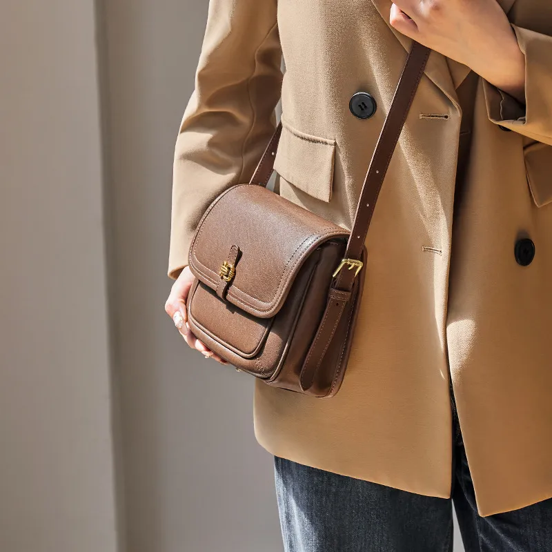 CNNCOO Synthetic Leather Crossbody Bag Women's Vegetable Tanned Coffee-3