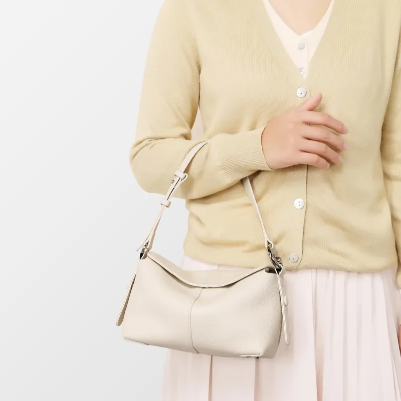 CNNCOO Cow Leather Pillow Bag, Crossbody Bag, Shoulder Bag Regular Women's Milk Tea/Brown/Milkshake White-14