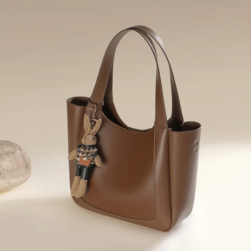 CNNCOO Cow Leather Shoulder Bag Women's Chocolate-1