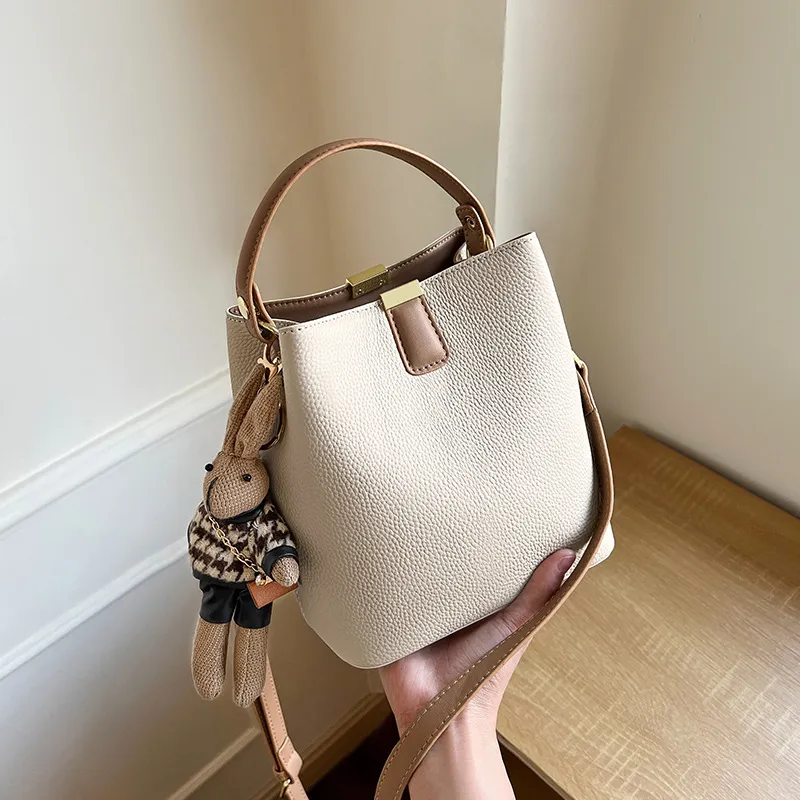 CNNCOO Cow Leather Bucket One Shoulder Handbag Women's Ecru-4