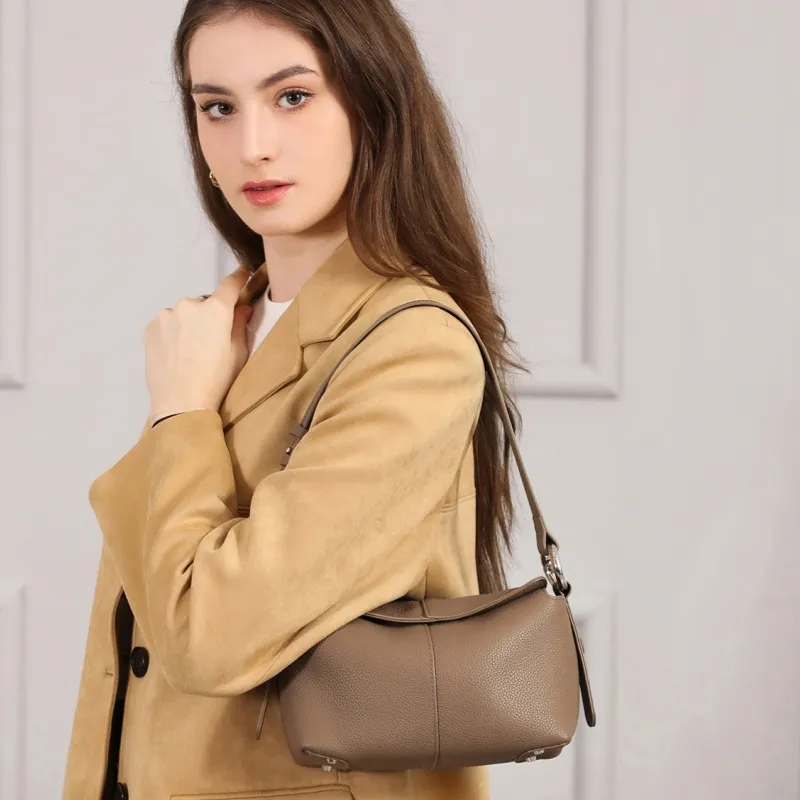 CNNCOO Cow Leather Pillow Bag, Crossbody Bag, Shoulder Bag Regular Women's Milk Tea/Brown/Milkshake White-1
