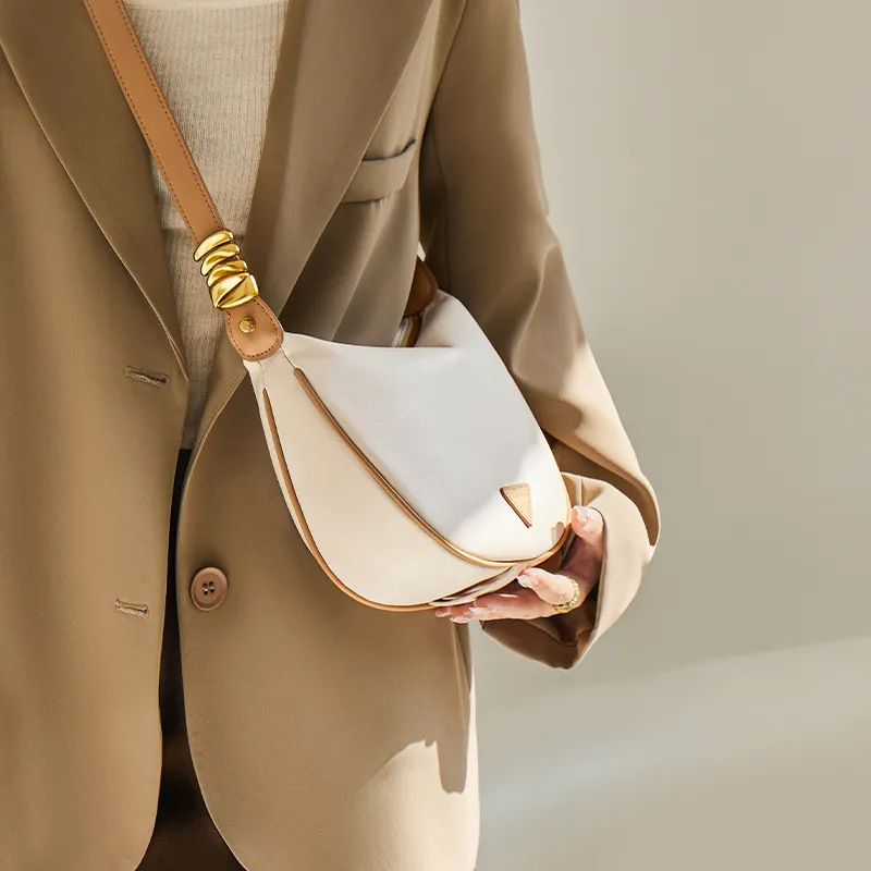 CNNCOO Synthetic Leather Shoulder Bag Regular Women's Ecru & Apricot/Caramel Brown/Midnight Black-3