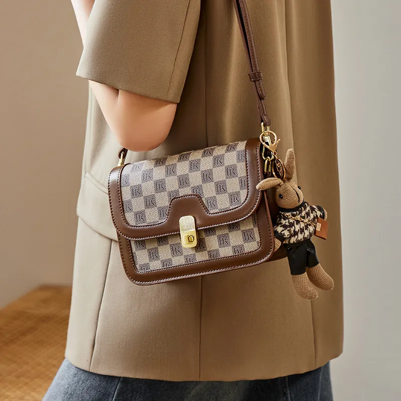 CNNCOO PVC Shoulder Bag Women's Khaki-2