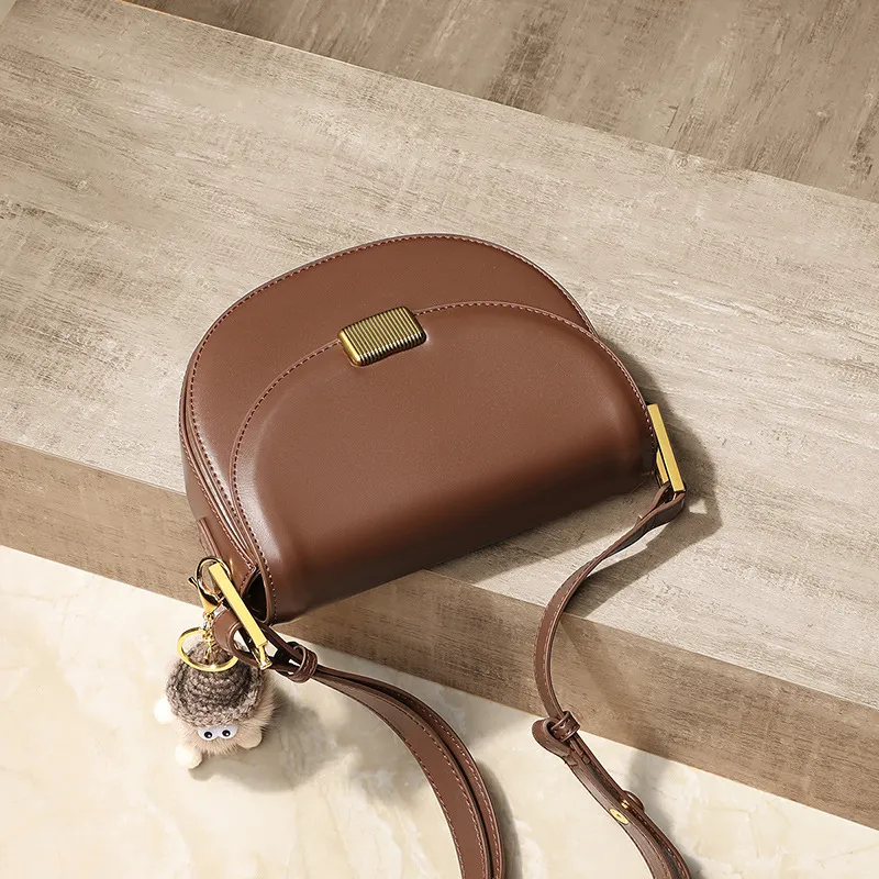 CNNCOO Cow Leather Saddle Bag, Crossbody Bag Women's Coffee-4