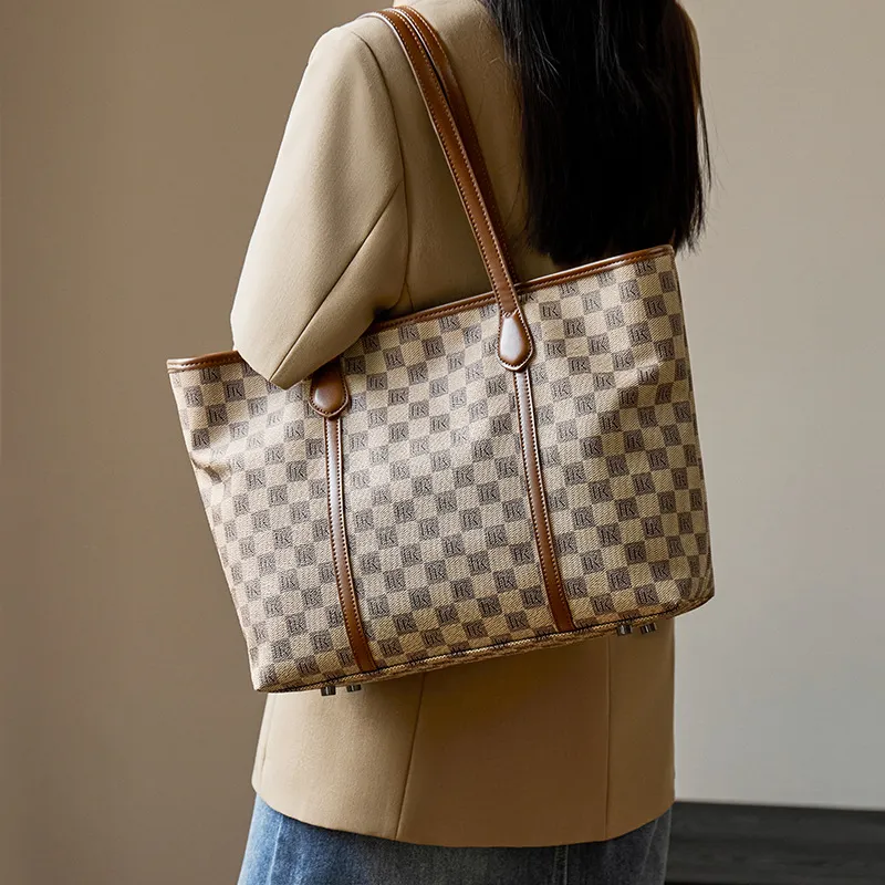 CNNCOO PVC Tote Bag, Shoulder Bag Regular Women's Khaki-1