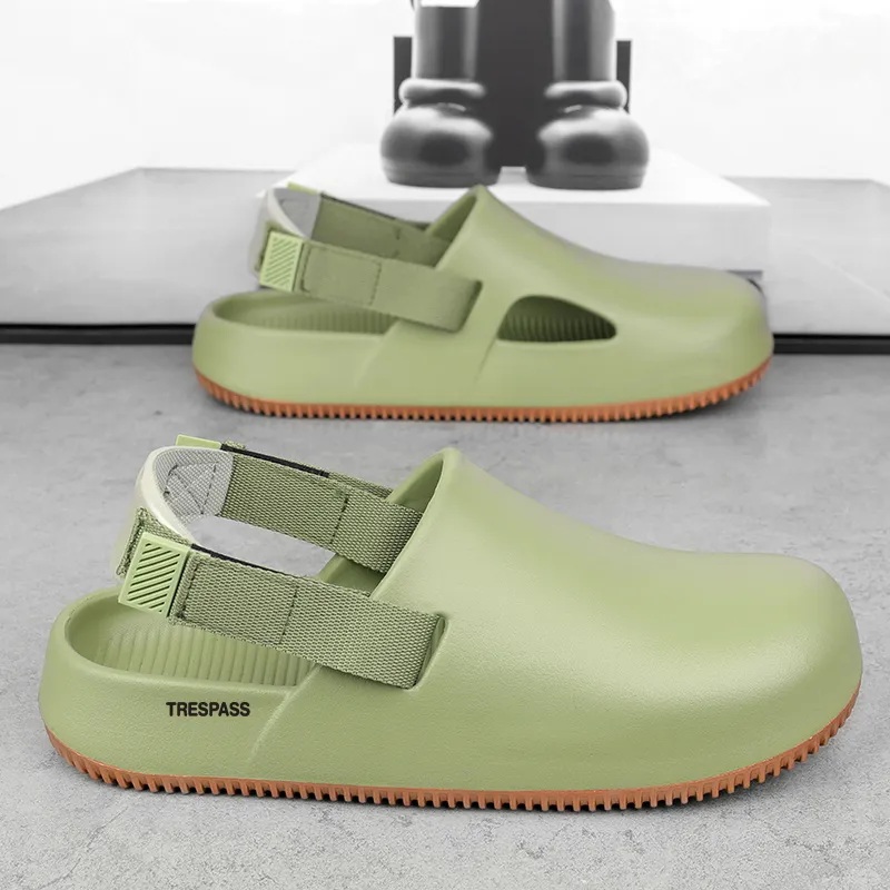 TRESPASS EVA Quiet, Odor Resistant, Slip Resistant, Antibacterial Closed Toe Slippers Unisex-9