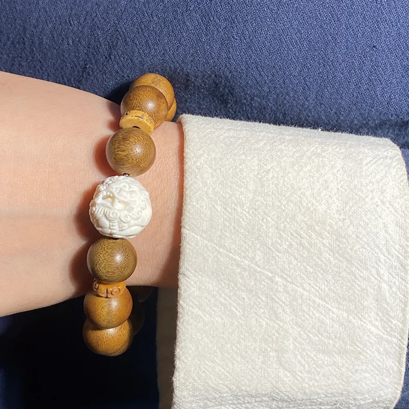 Moonstone Edge Agarwood Bracelets Unisex-5