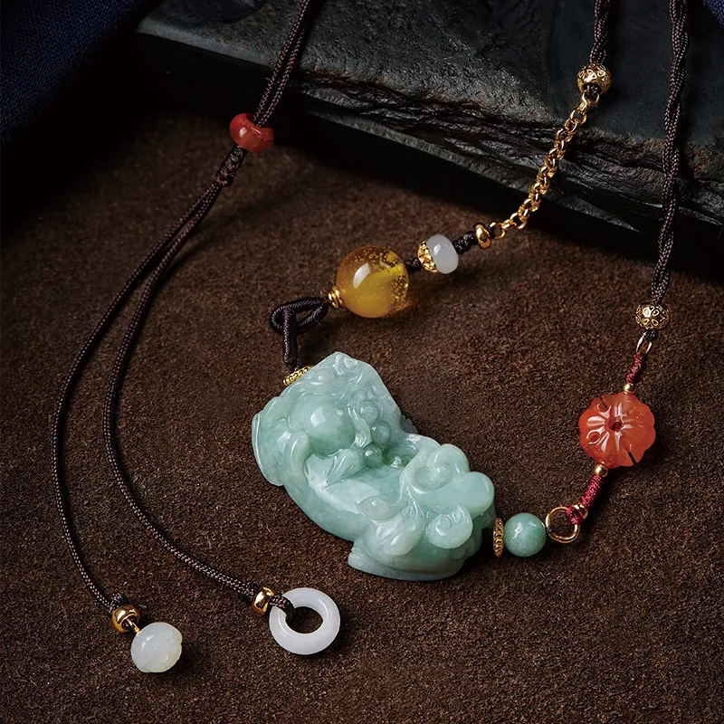 Moonstone Edge Bean Type Pendants Unisex-3