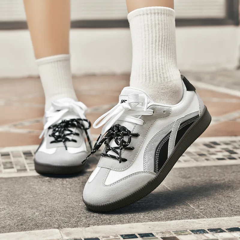 MEIKE Wear resistant And Lightweight Low Top Casual Shoes Unisex-19